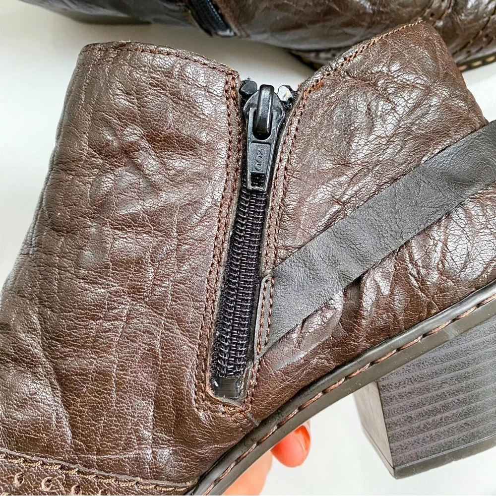 🍩 RIEKER DARK BROWN LEATHER SIDE BUCKLE CHUNKY HEEL BOOTIES! - Picture 9 of 15